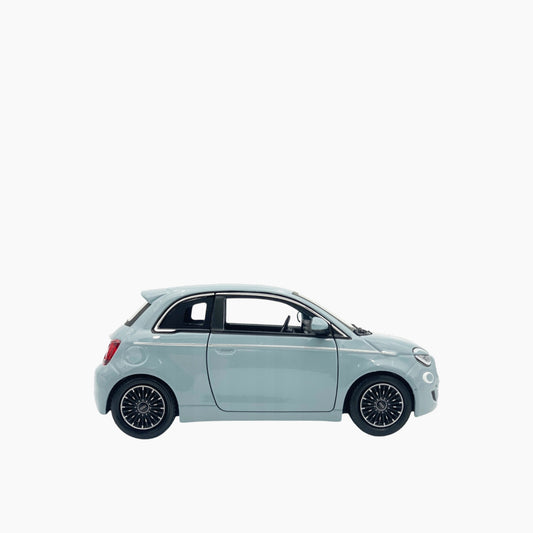 Bburago Fiat 500E Model Car