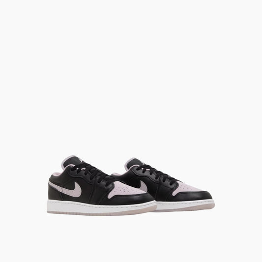 Air Jordan 1 Low SE Sneakers