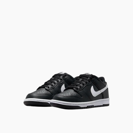 Nike Dunk Low Sneakers