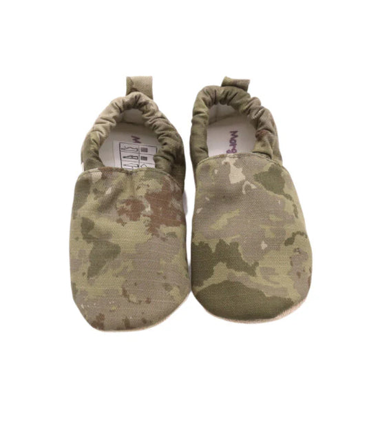 Bisou Petite Military Tundra Moccasins Size - (22-23)