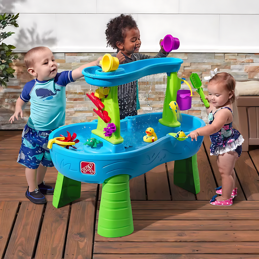 Step 2 Rain Showers Splash Pond Water Table Playset
