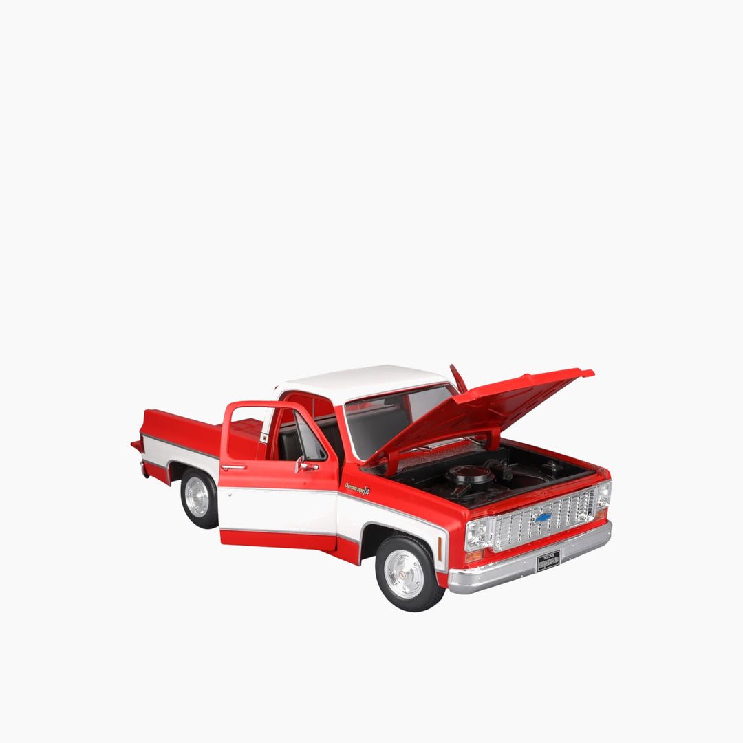 مايستو بوراجو شيفروليه C10 شيان سوبر (1974) إصدار خاص 1:18 (B)
