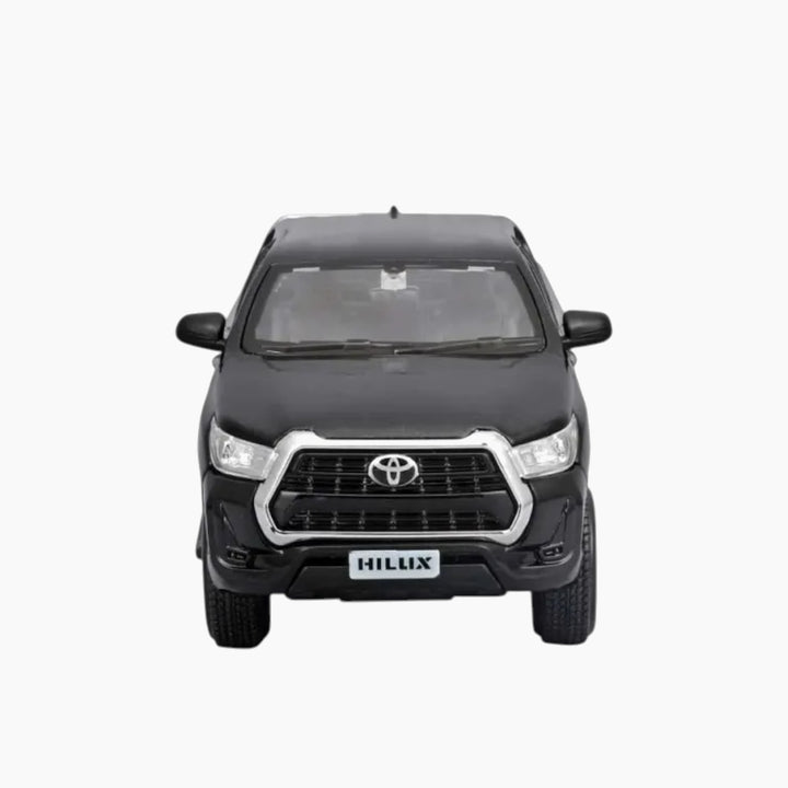 Maisto 1:27 Special Edition Toyota Hilux