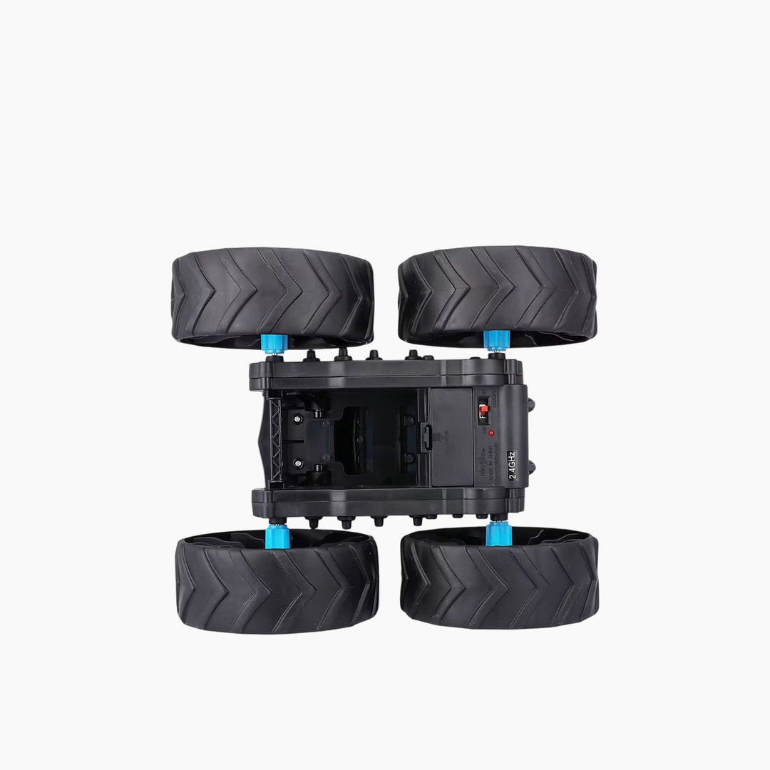 Maisto Burago Cyklone AWT 2.4 GHz (USB Rechargeable Vehicle)