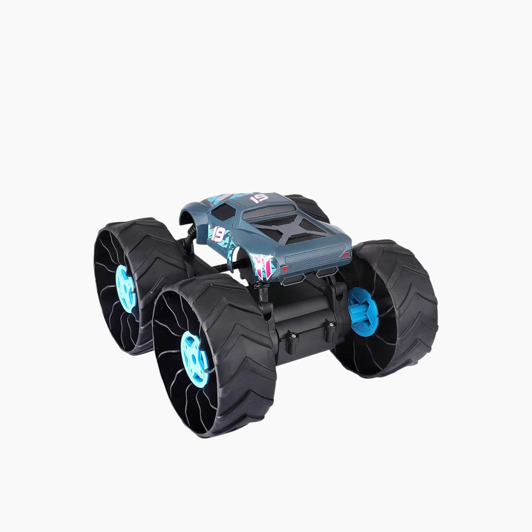 Maisto Burago Cyklone AWT 2.4 GHz (USB Rechargeable Vehicle)
