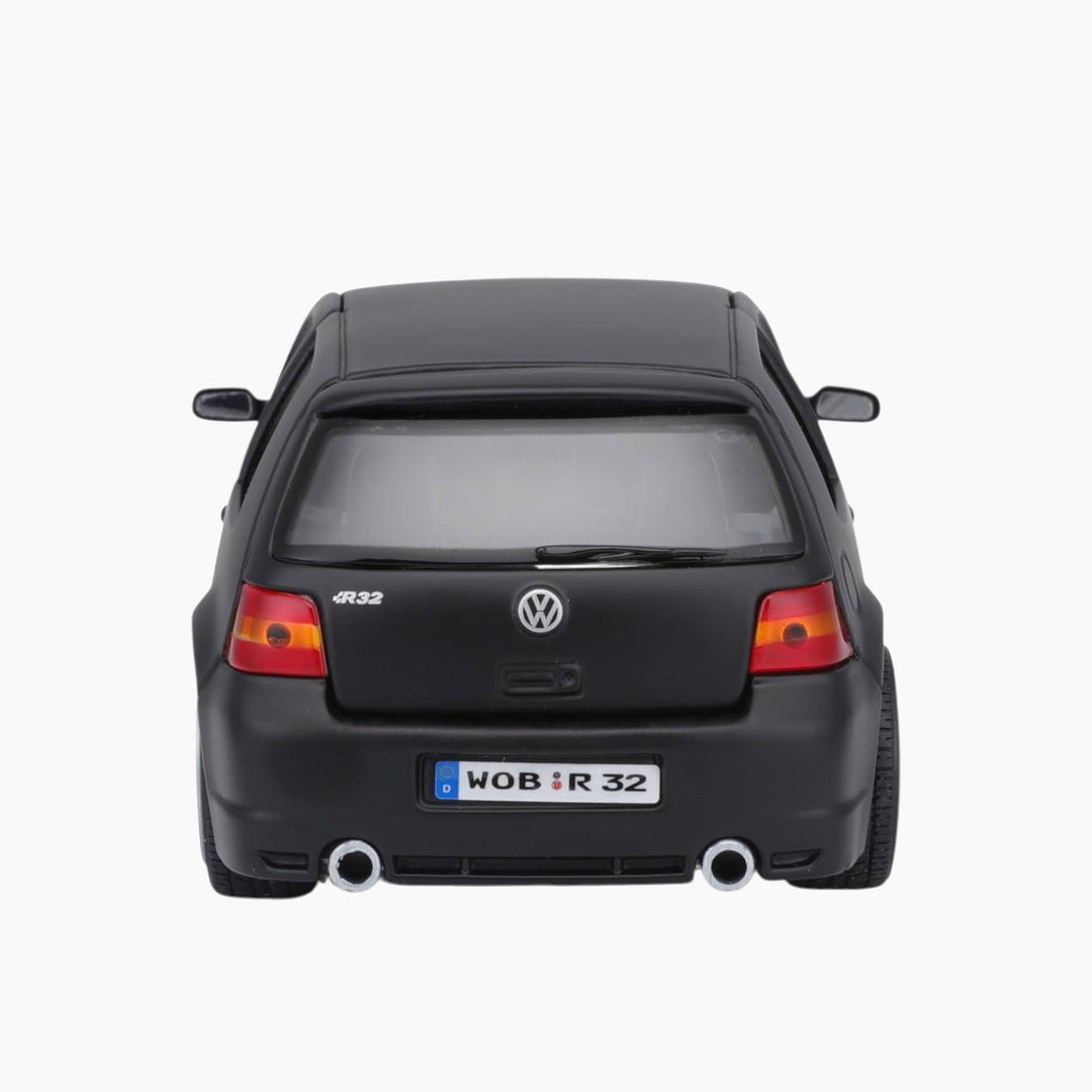 Maisto 1:24 Special Edition Volkswagen Golf R32