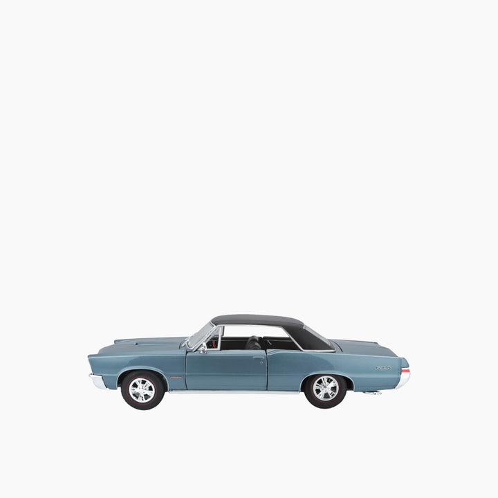 Maisto Bburago 1:18 Special Edition – 1965 Pontiac GTO Hurst Edition