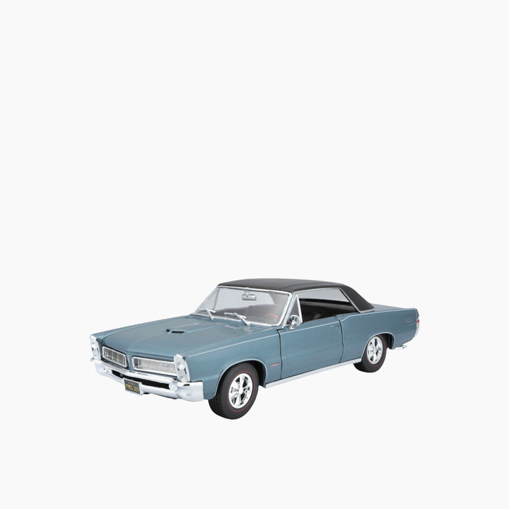 Maisto 1:18 Special Edition 1965 Pontiac GTO Hurst Edition