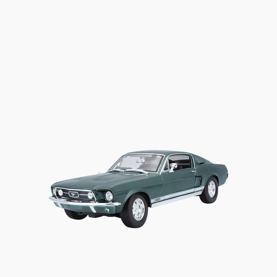 مايستو بوراجو فورد موستانج فاستباك (1967) إصدار خاص 1:18 (B)
