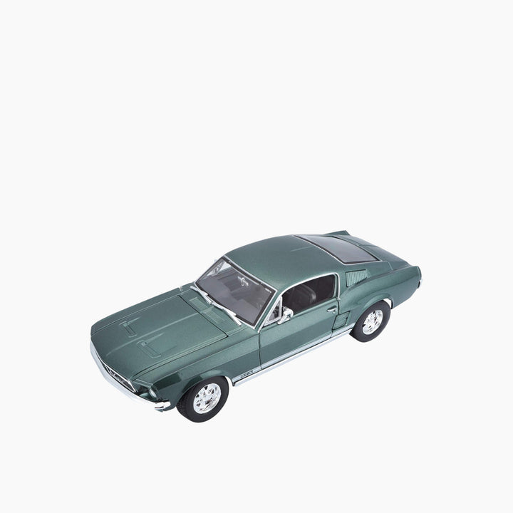 مايستو بوراجو فورد موستانج فاستباك (1967) إصدار خاص 1:18 (B)