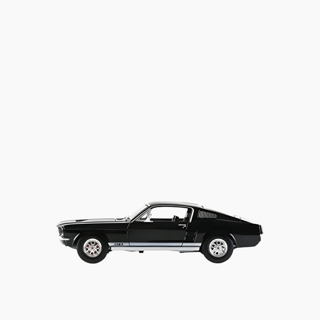 مايستو بوراجو فورد موستانج فاستباك (1967) إصدار خاص 1:18 (B)
