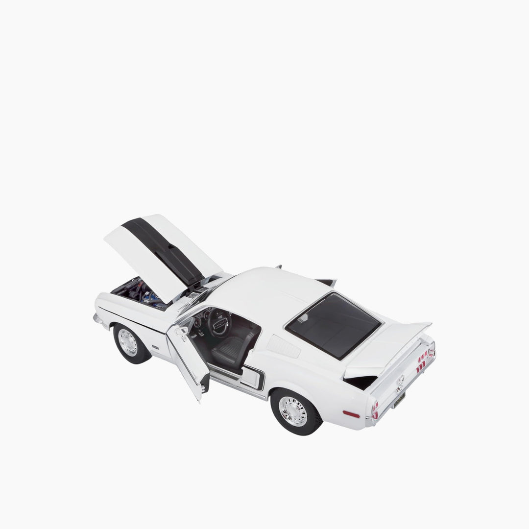 Maisto 1:18 Special Edition Ford Mustang GT Cobra Jet Fastback 1968