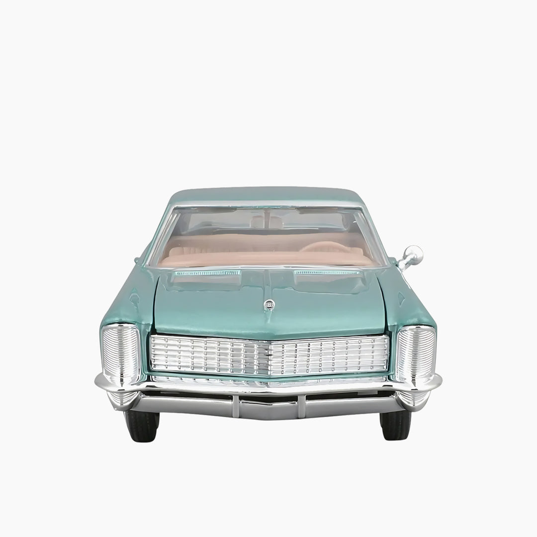 Maisto Burago 1:26 SP. ED. (B) - 1965 Buick Riviera Gran Sport