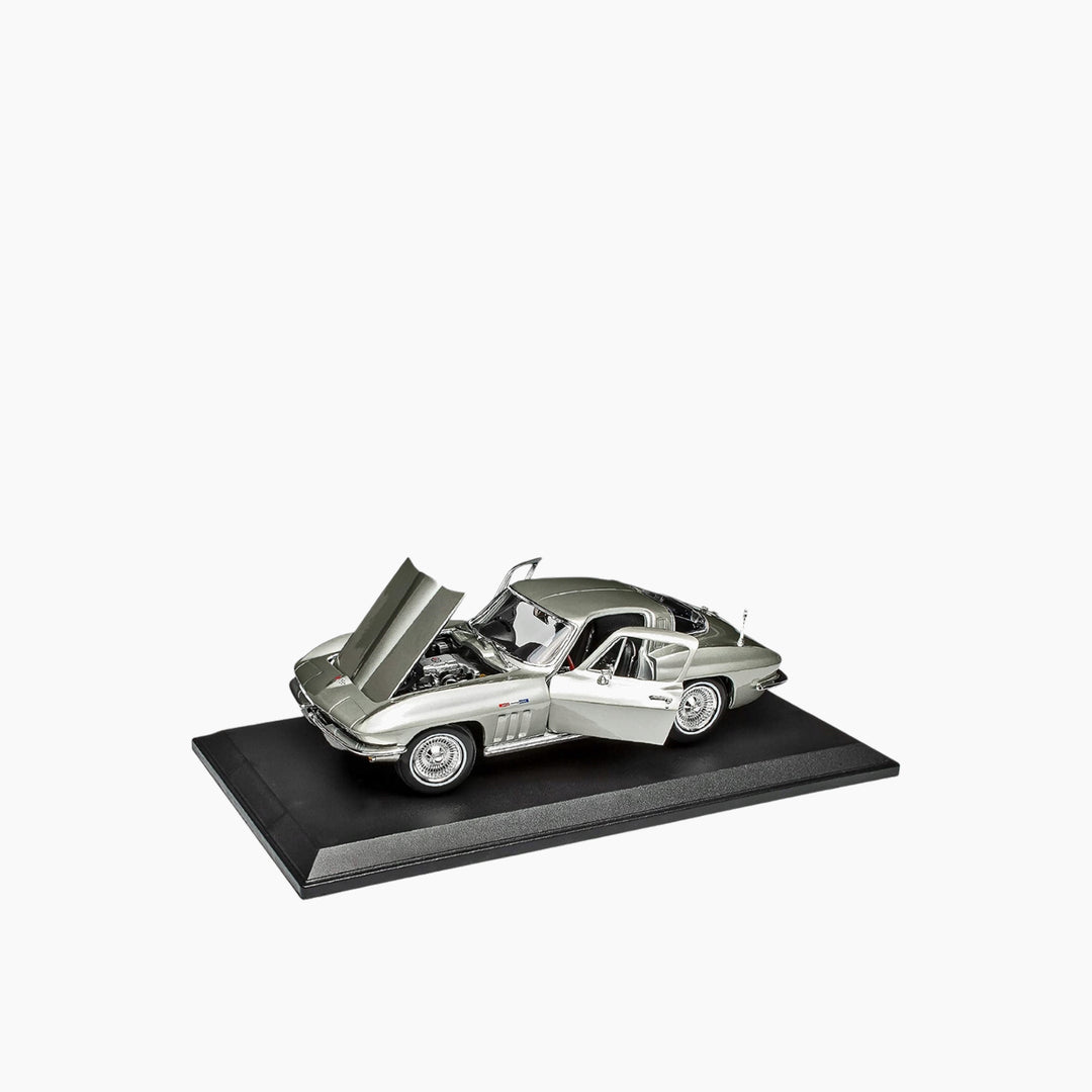 Maisto Bburago 1:18 Special Edition – 1965 Chevrolet Corvette