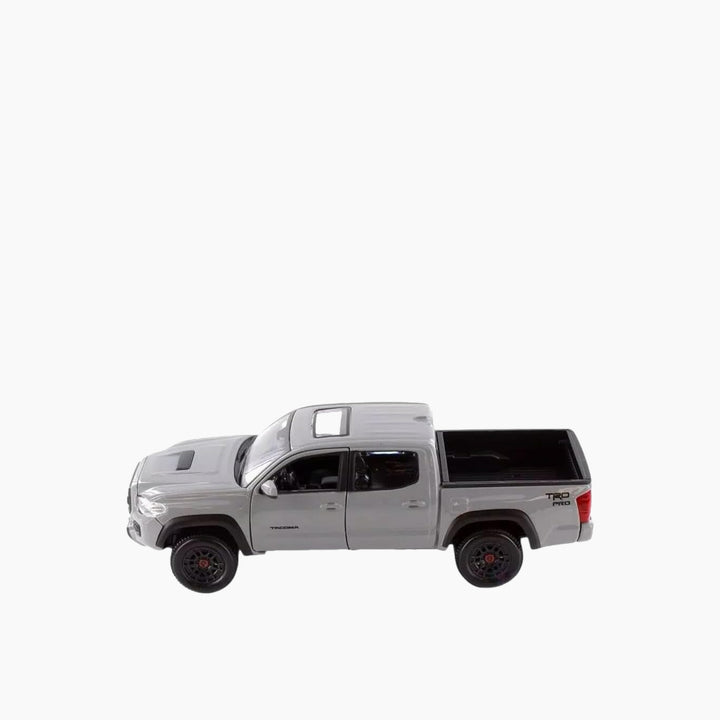 Maisto 1:27 Special Edition 2023 Toyota Tacoma TRD Pro