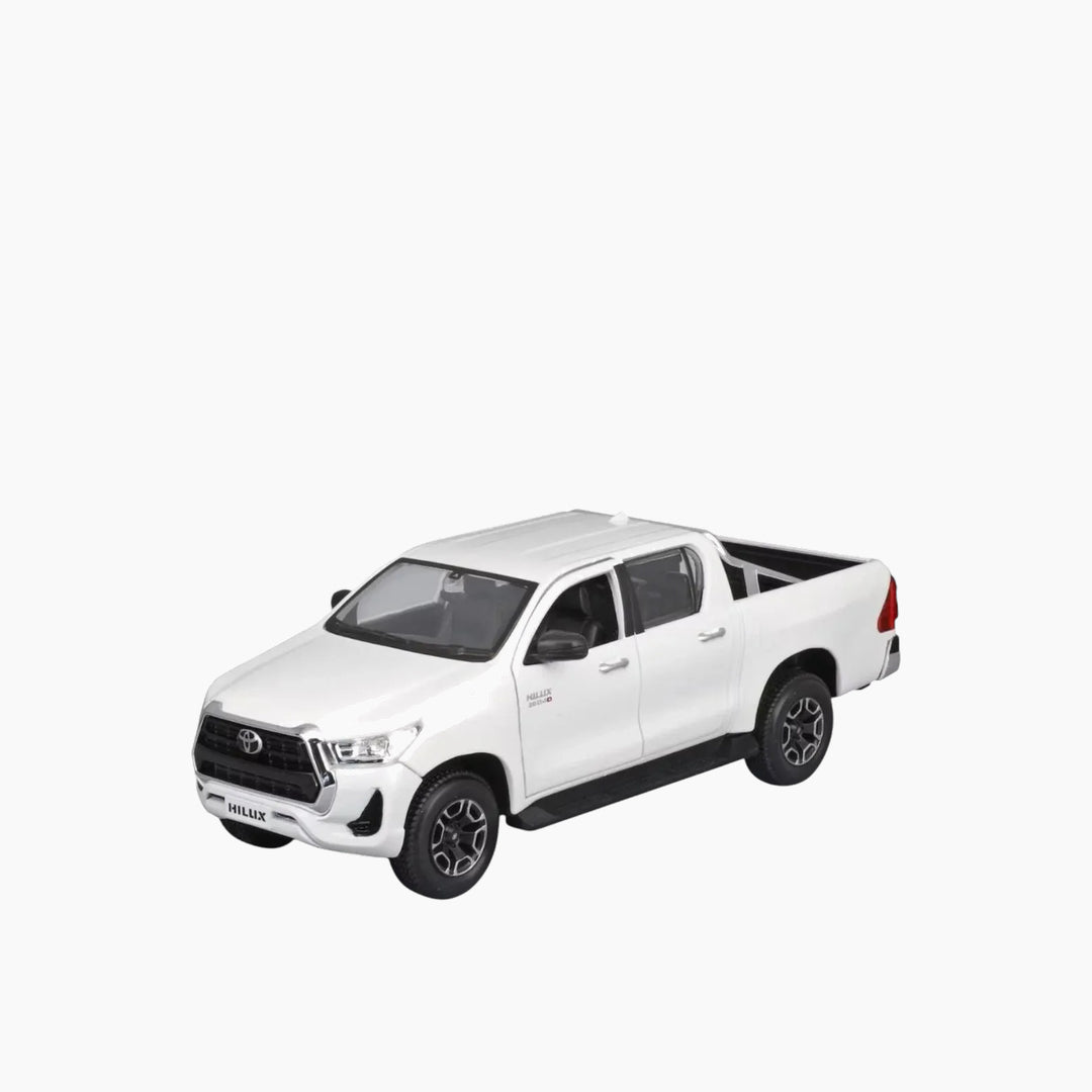 Maisto 1:27 Special Edition Toyota Hilux