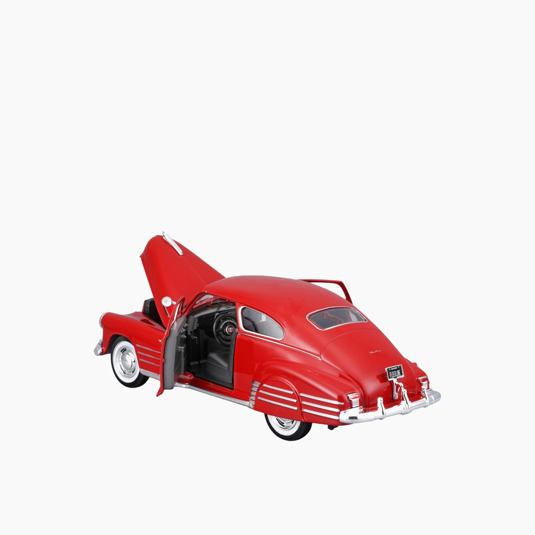 Maisto 1:24 Special Edition 1948 Chevrolet Fleetline Aerosedan