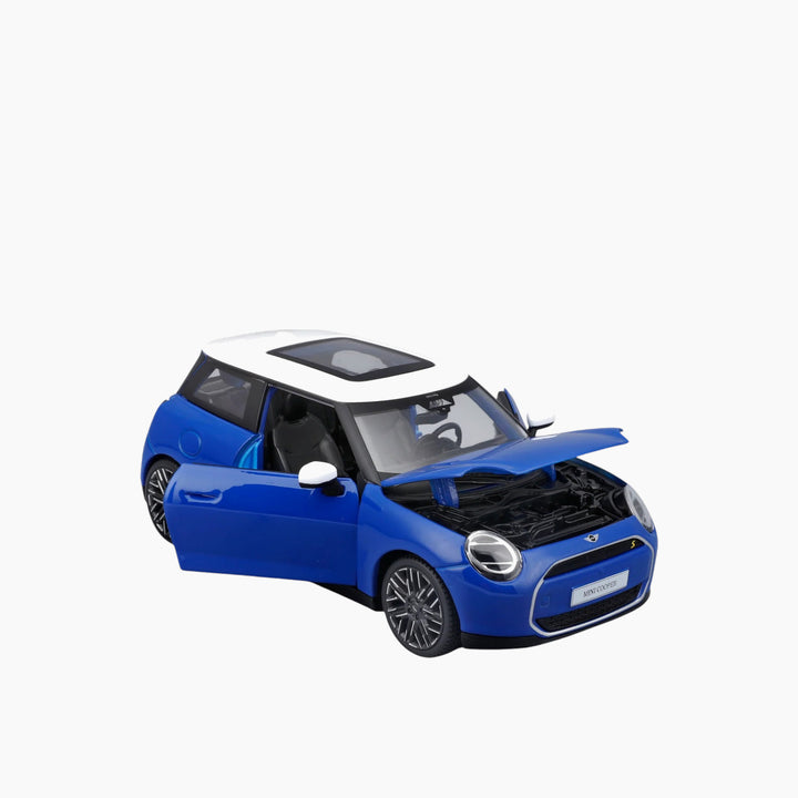 Maisto 1:24 Special Edition MINI Cooper SE (J01)