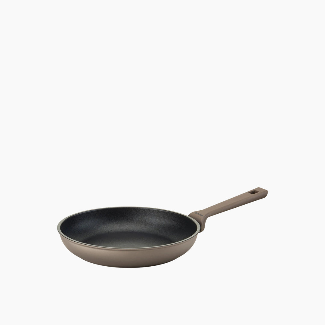 Guzzini Frying Pan Non-Stick Cook &amp; Strong - Bronze