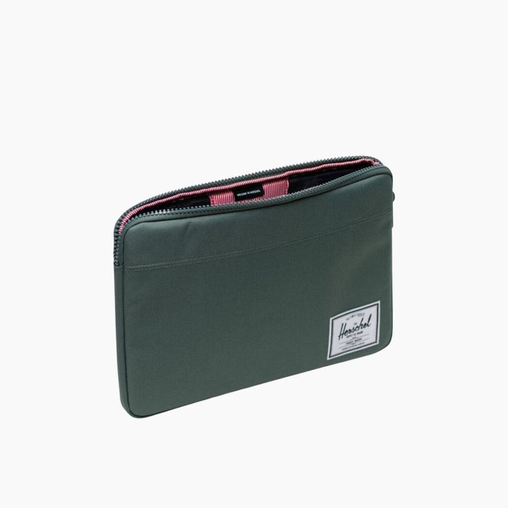 Herschel Anchor Sleeve 15-16 Inch