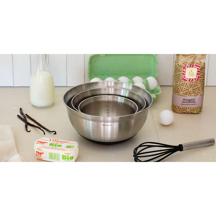 Brabantia three-piece mixing bowl set in matt steel