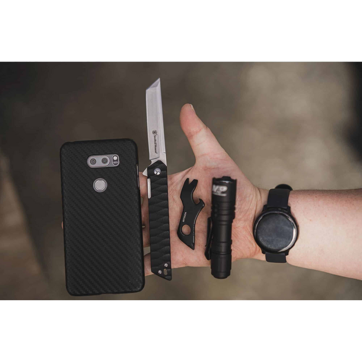 Smith &amp; Wesson 24/7 Tanto Folder with G10 handle