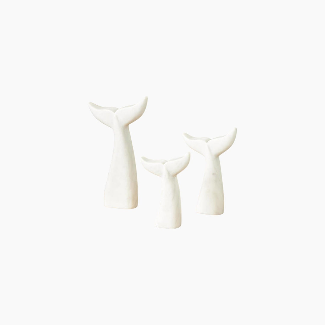 Marble tail set with a marble finish