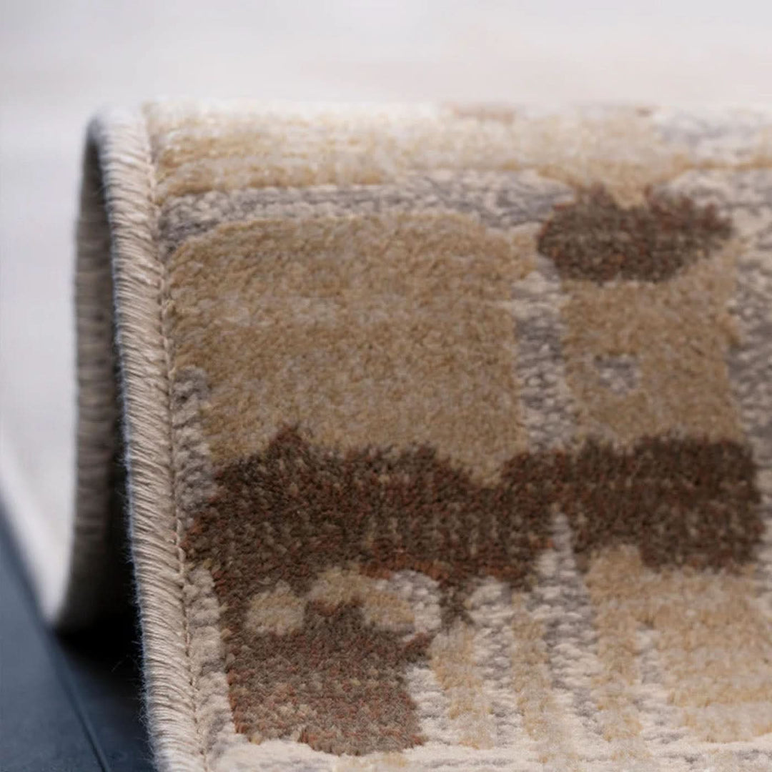 Spazio Home Velvet Luxe Gold Accent Rug - HUNA