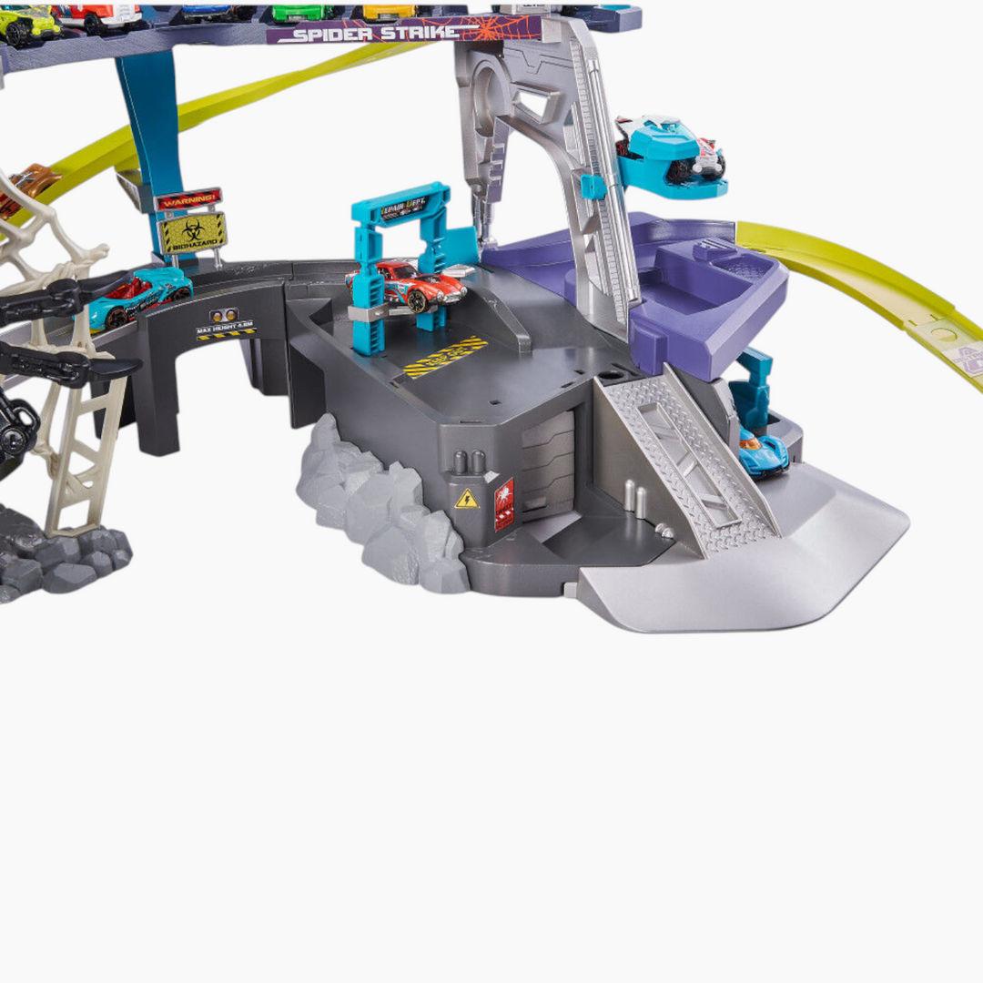 Zuru Metal Machines Spider Strike playset with multi-level garage