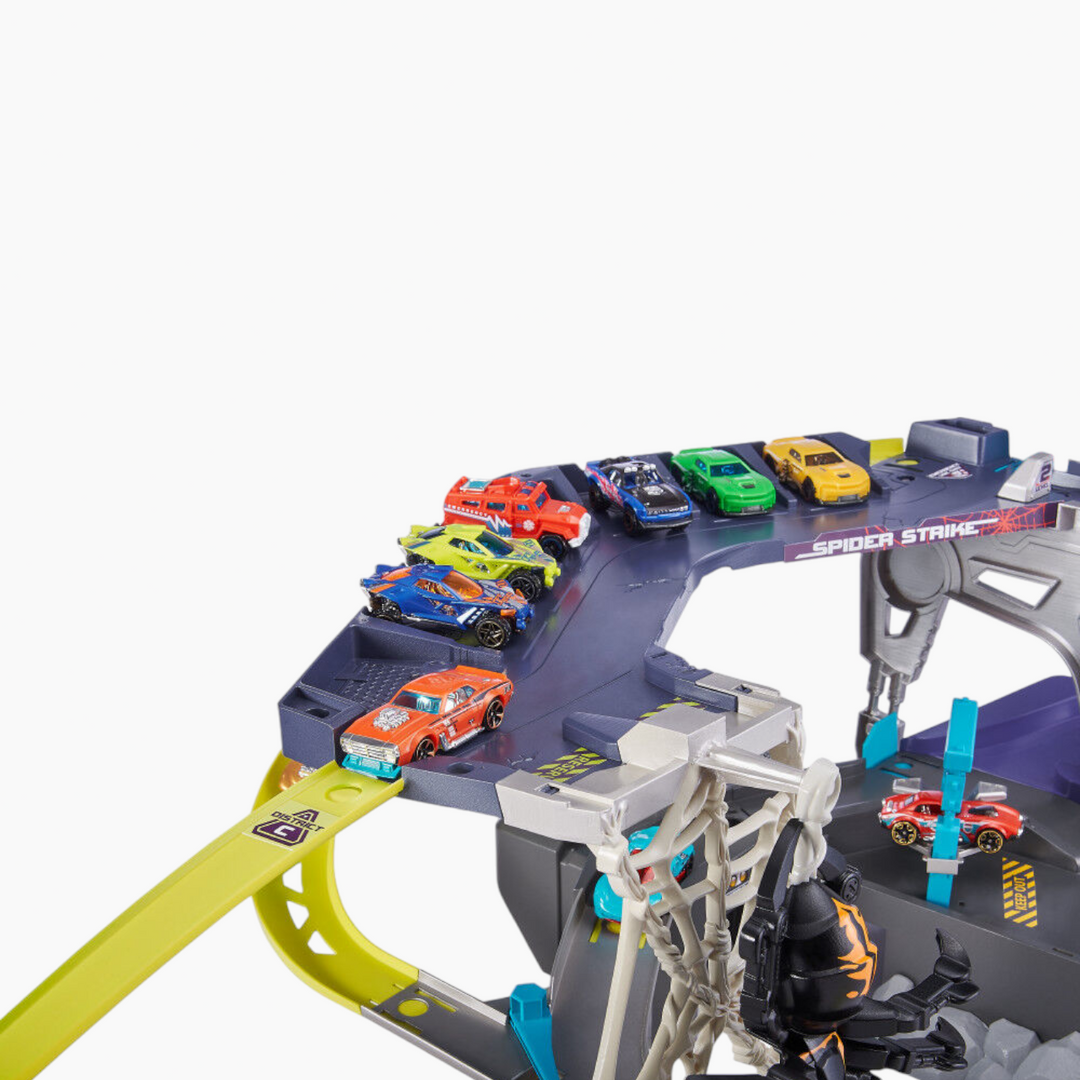 Zuru Metal Machines Spider Strike playset with multi-level garage