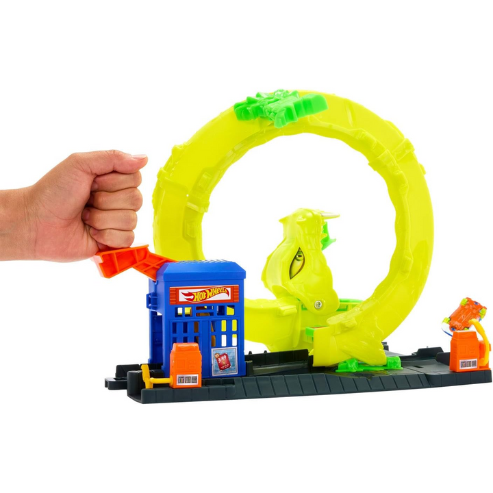 Hot Wheels Snake Spiral Attack