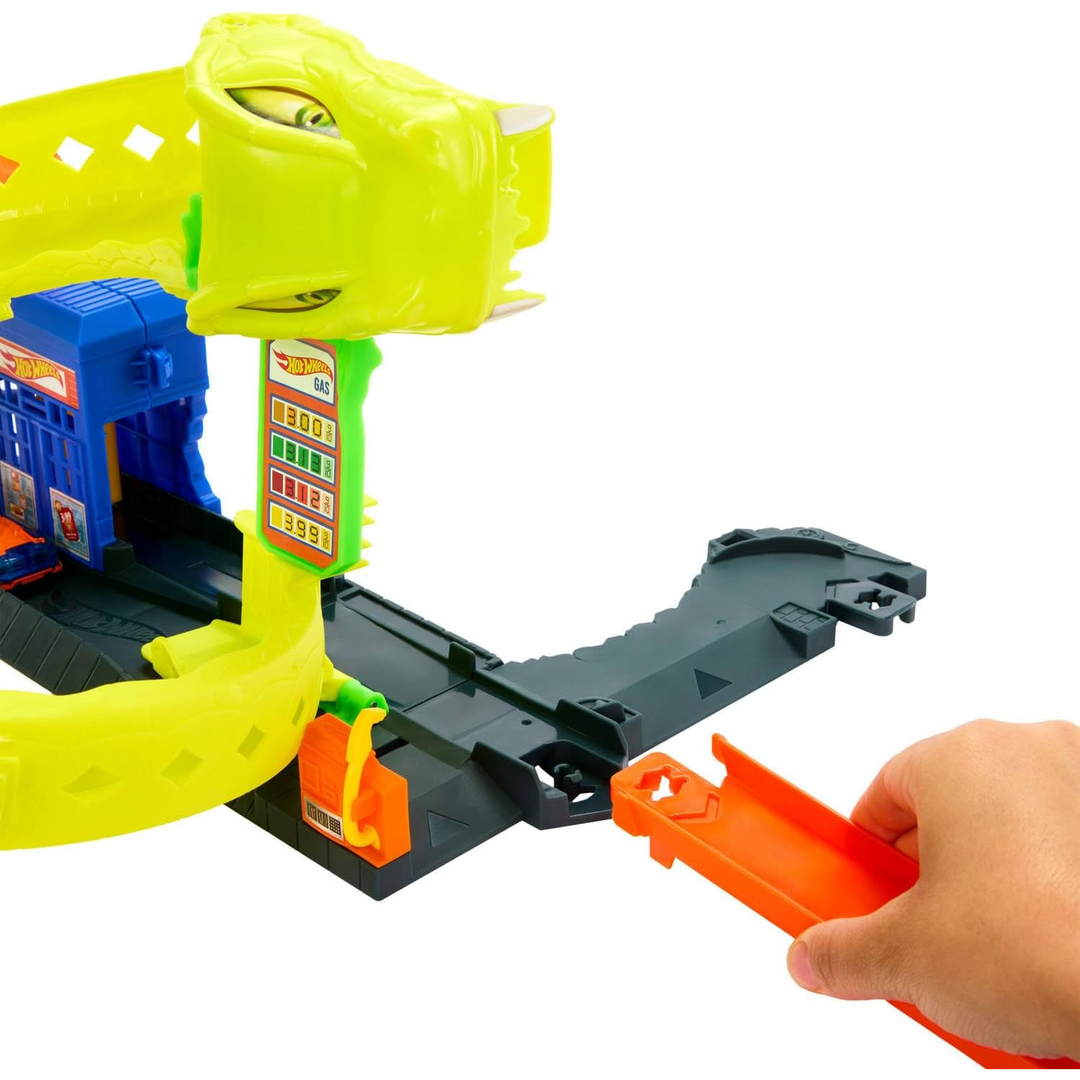 Hot Wheels Snake Spiral Attack