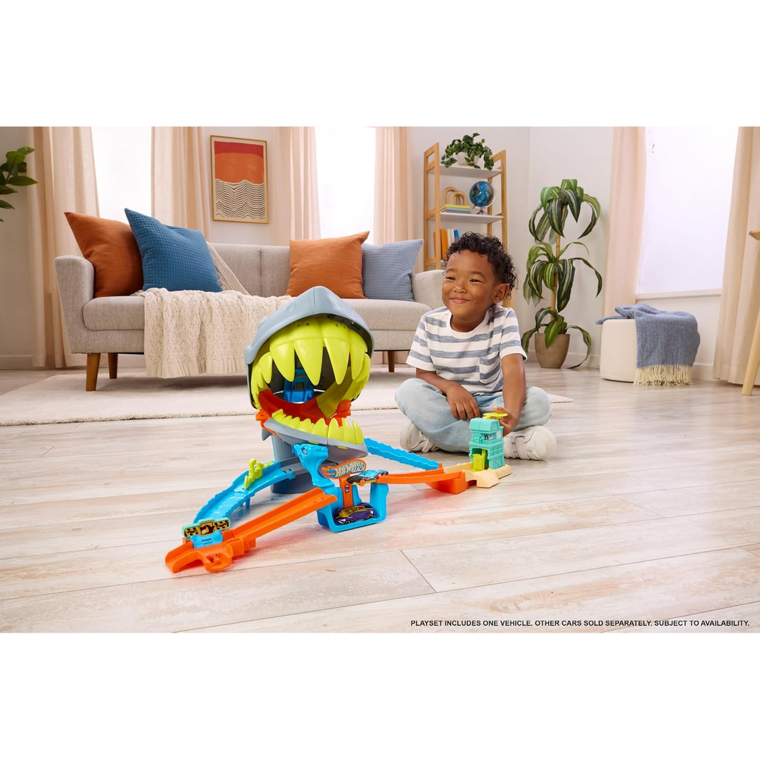 Hot Wheels City Shark Chomp Beach