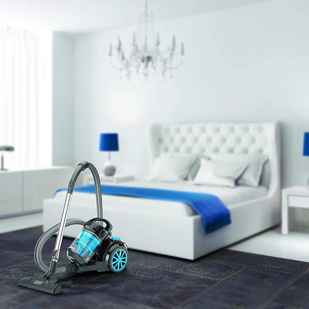 Black + Decker 2000W Multicyclonic Vacuum Cleaner