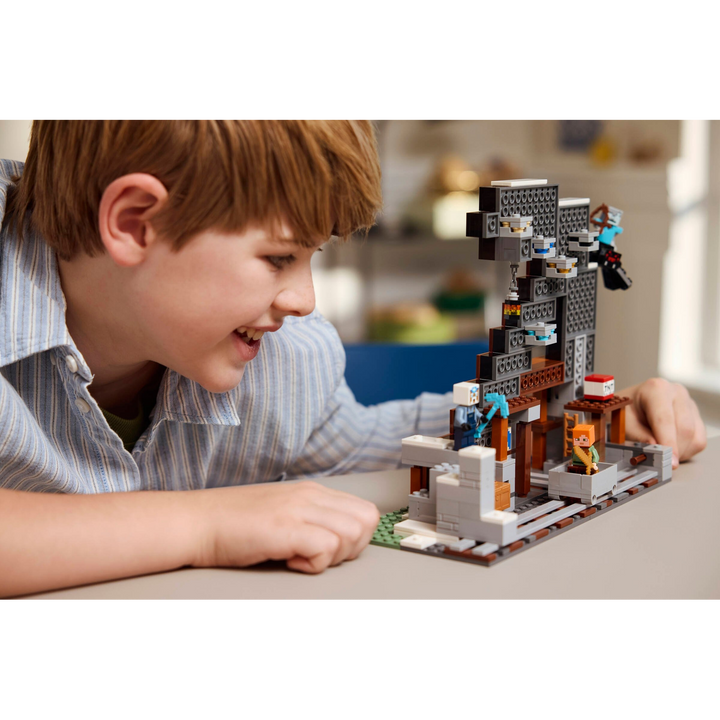 LEGO The Pickaxe Mine- 530 Pcs