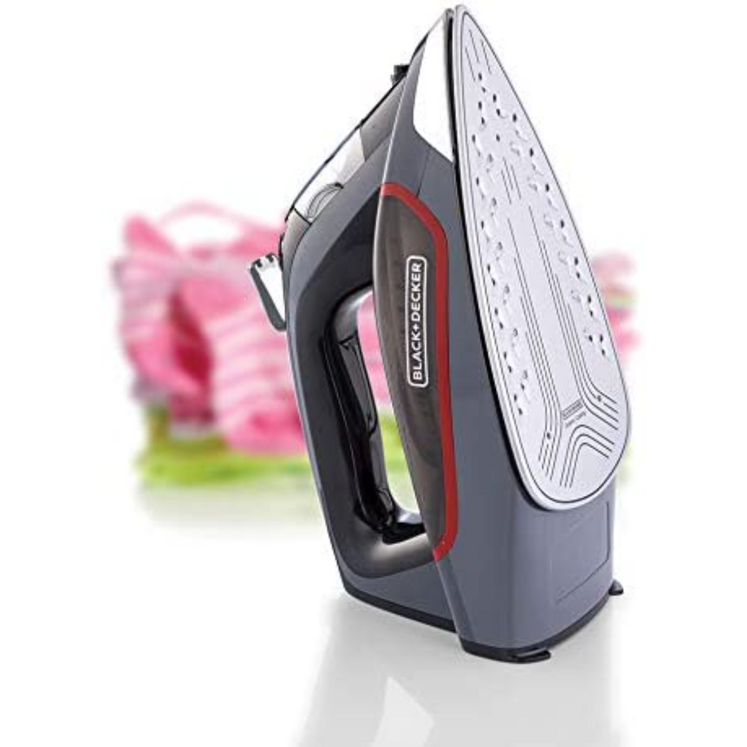 Black + Decker 2200W Steam Iron - Ceramic Soleplate