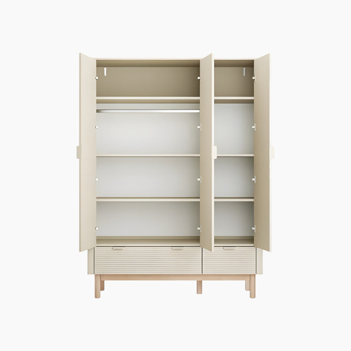 Pinio Miloo 3-Door Wardrobe