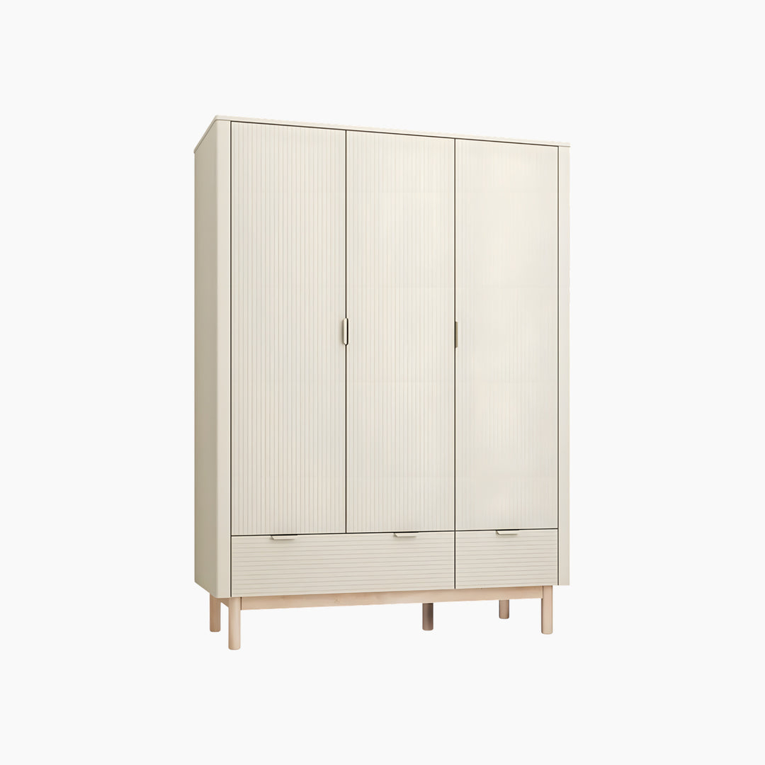 Pinio Miloo 3-Door Wardrobe