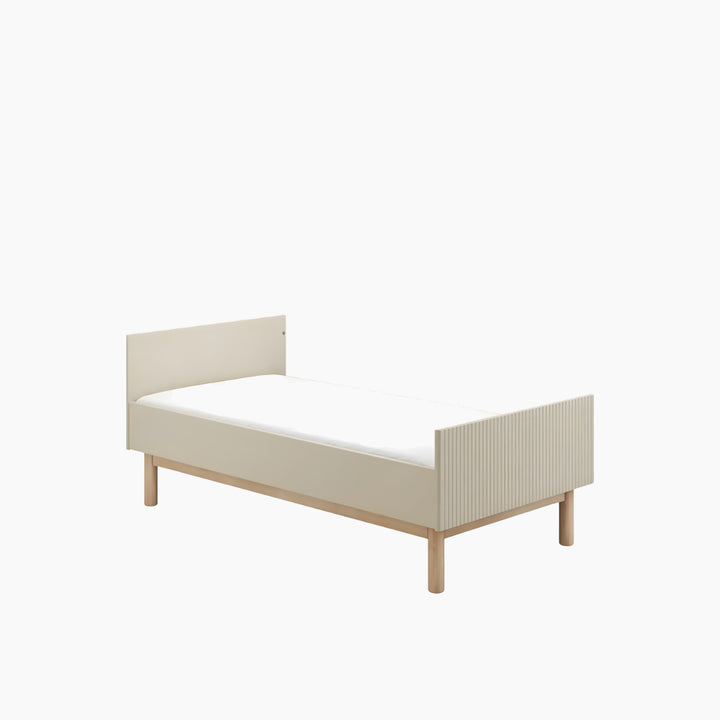 Pinio Miloo Baby Bed