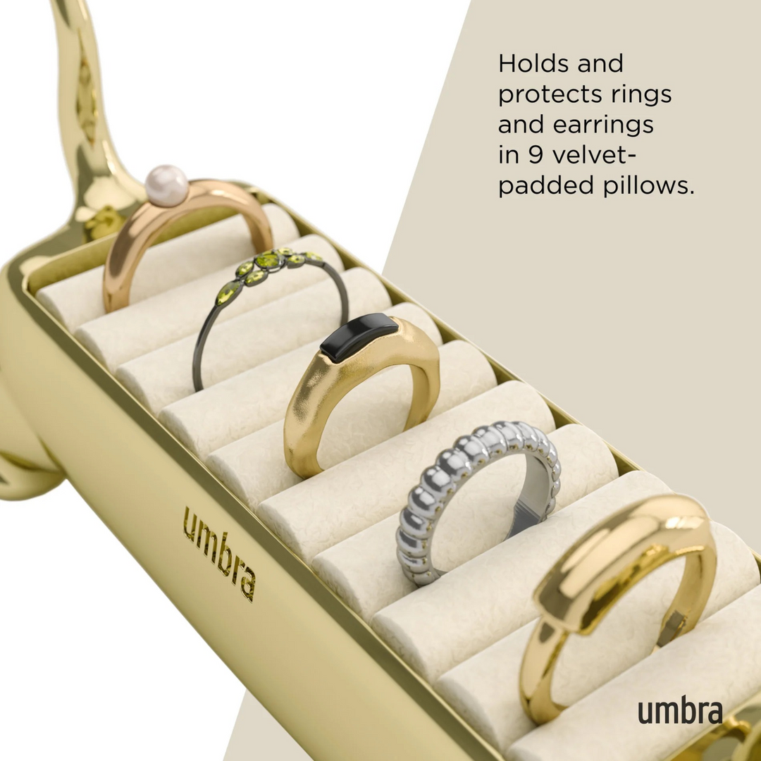 Umbra Ali Cat Ring Holder in brass finish