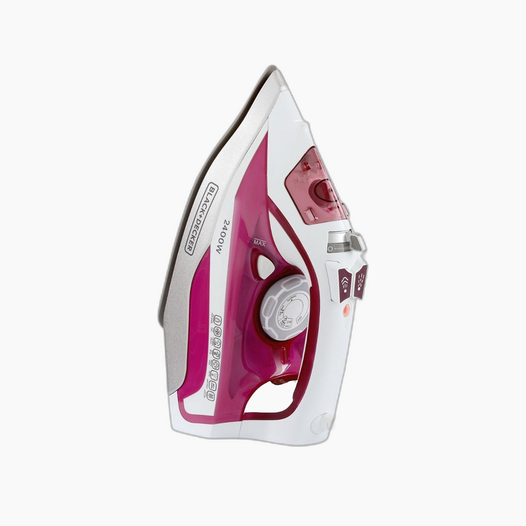 Black &amp; Decker Steam Iron with Ceramic Soleplate 2400W