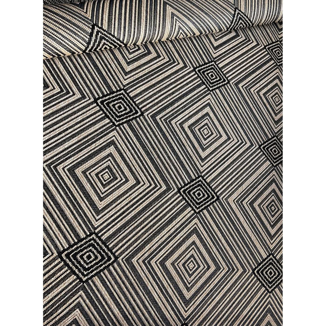 Grace Geometric Diamond Rug