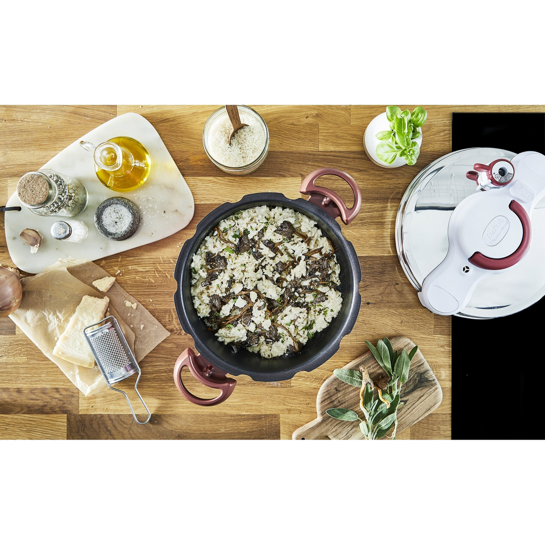 Tefal Clipso Minute Duo Pressure Cooker - Red
