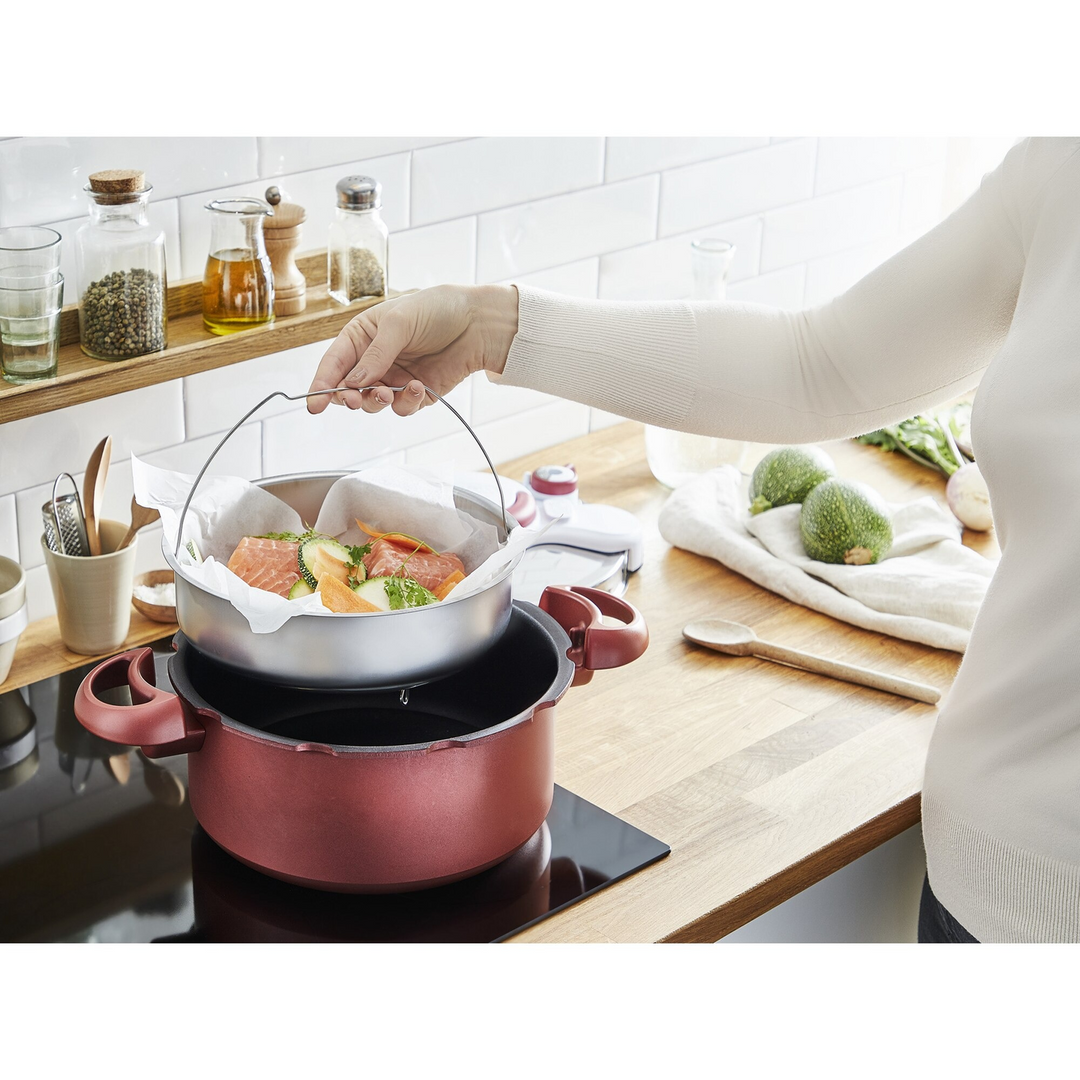 Tefal Clipso Minute Duo Pressure Cooker - Red