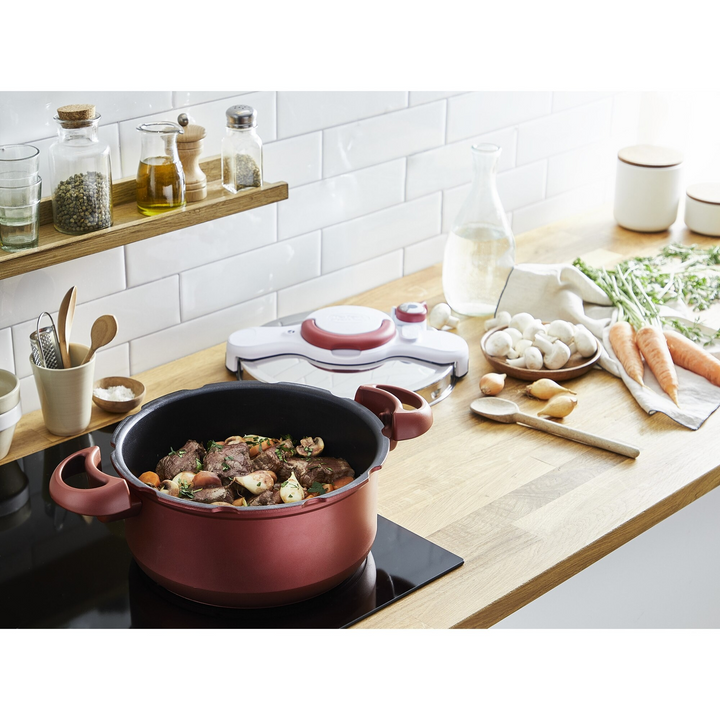 Tefal Clipso Minute Duo Pressure Cooker - Red