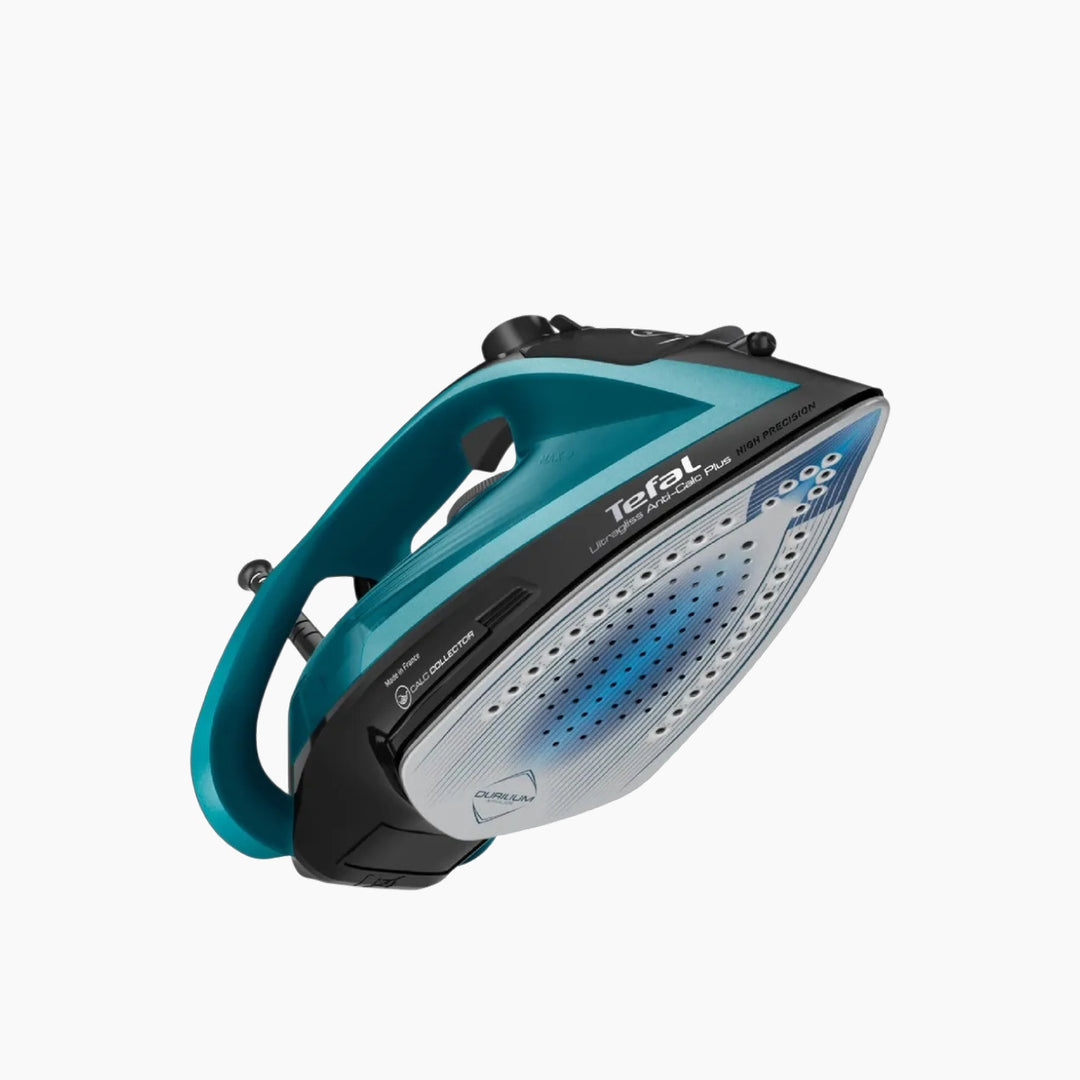 Tefal Ultragliss Steam Iron - 2800W, Black &amp; Glama Blue