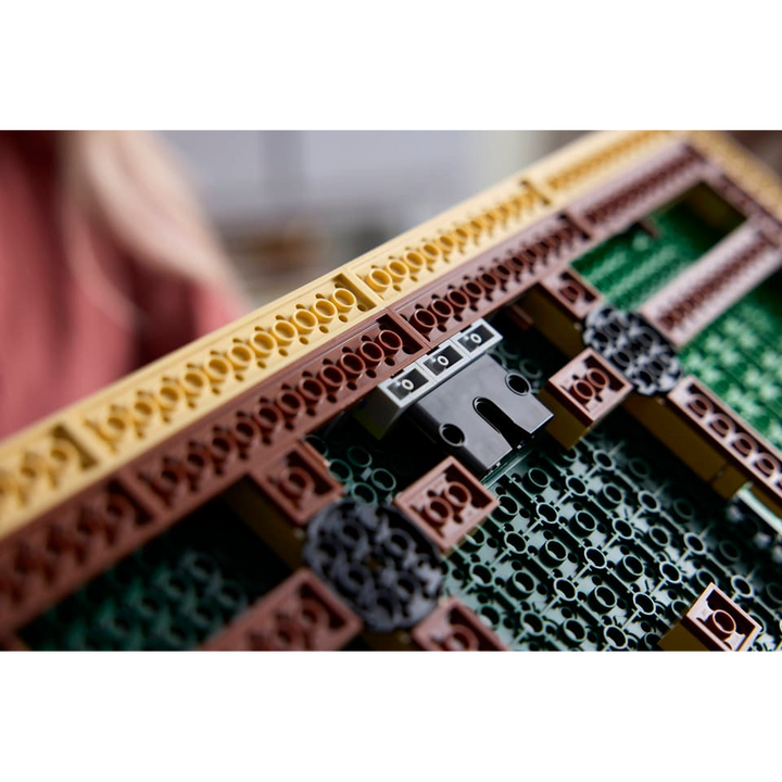 LEGO Claude Monet – Bridge Over a Water Lily Pond
