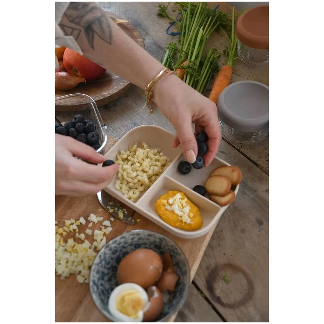 Beaba divided silicone plate in beige