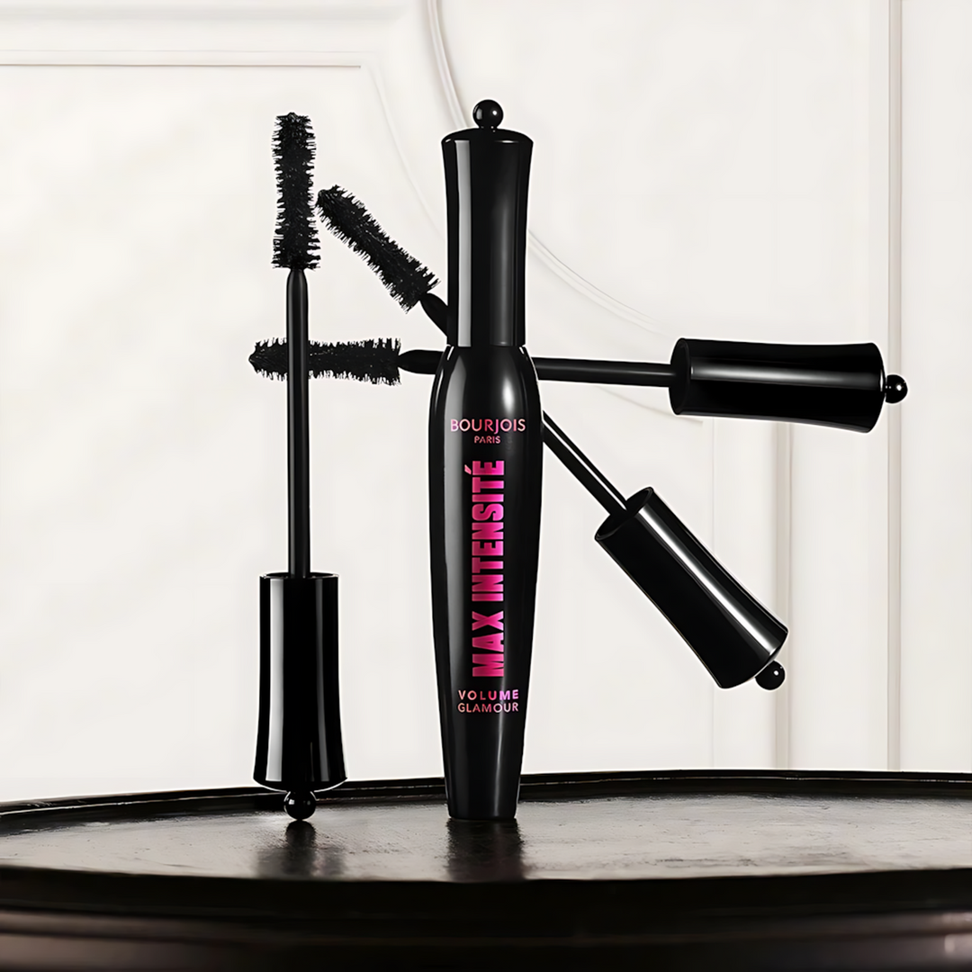 Bourjois Volume Glamour Max Intense Black mascara for voluminous lashes