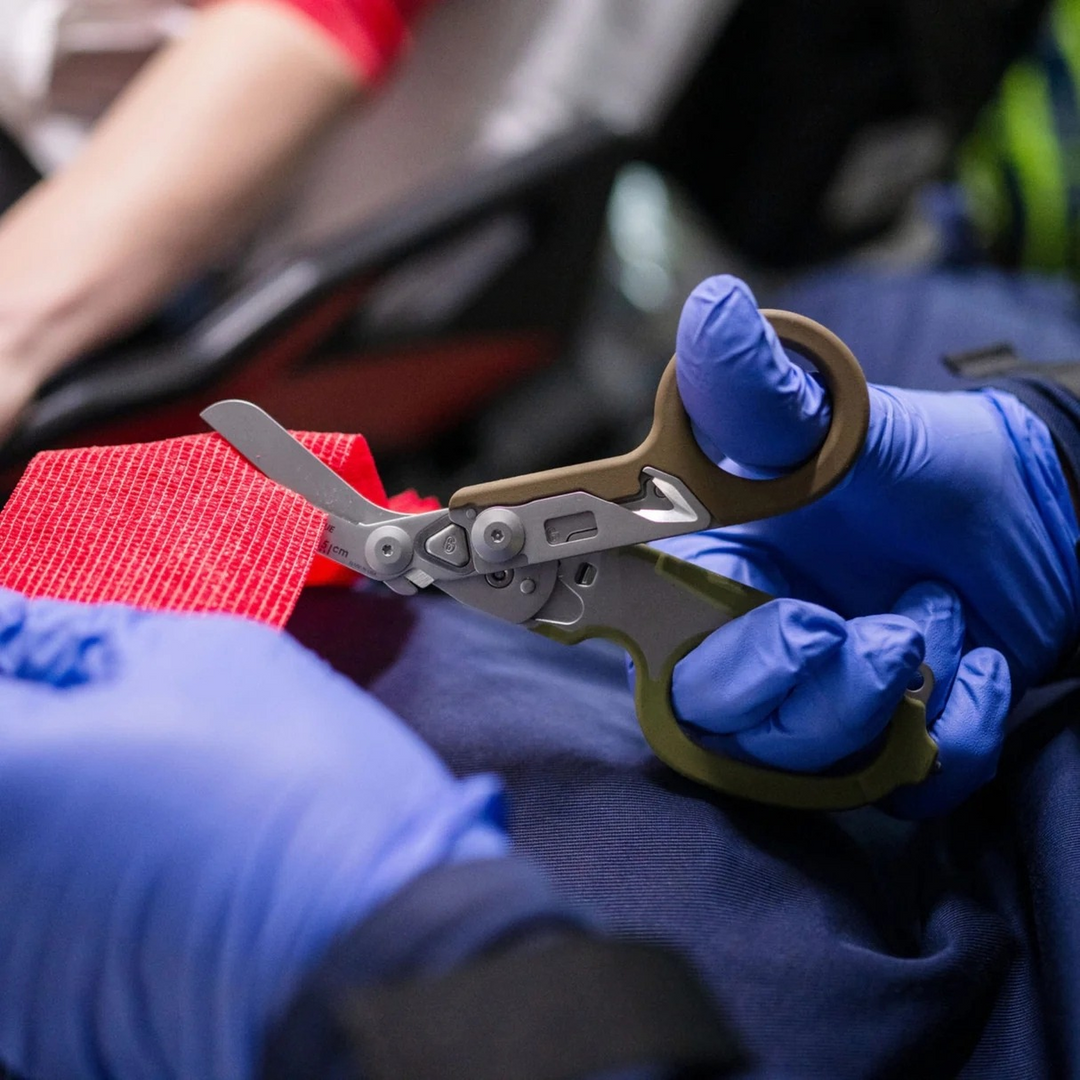 Leatherman Raptor Rescue